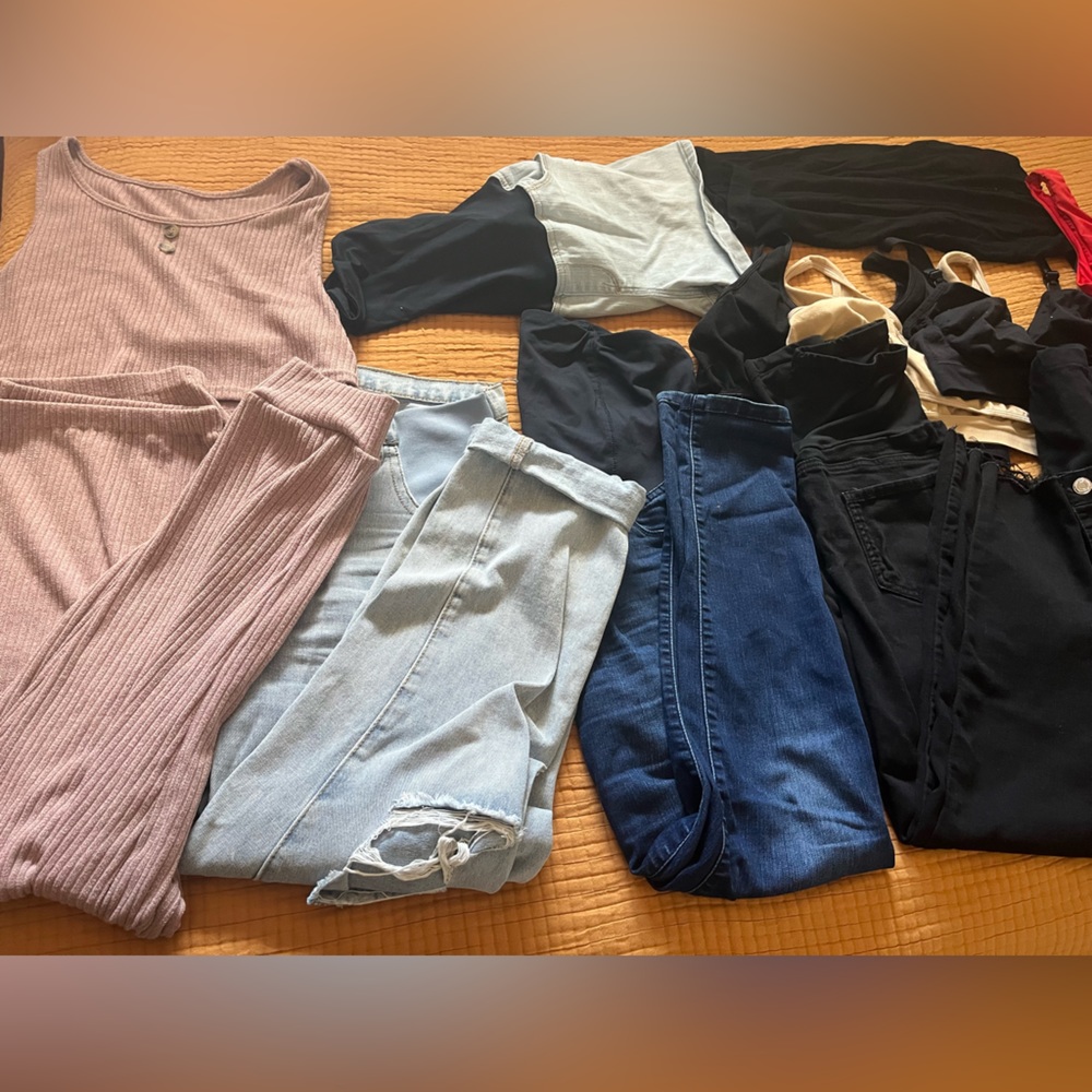 Maternity Capsule (M-L)